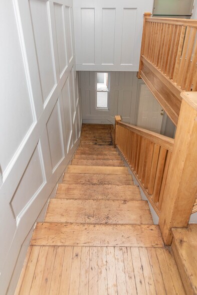 More Photos Of 2445 Lakeview Ave, Baltimore Apartments For Sale