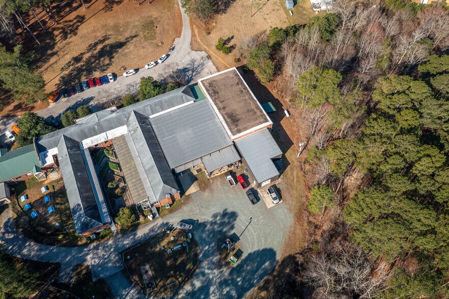 More Photos Of 1434 Farrington Rd, Apex Light Manufacturing For Sale