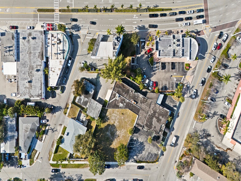 More Photos Of 2505 N Dixie Hwy, Wilton Manors Hotel For Sale