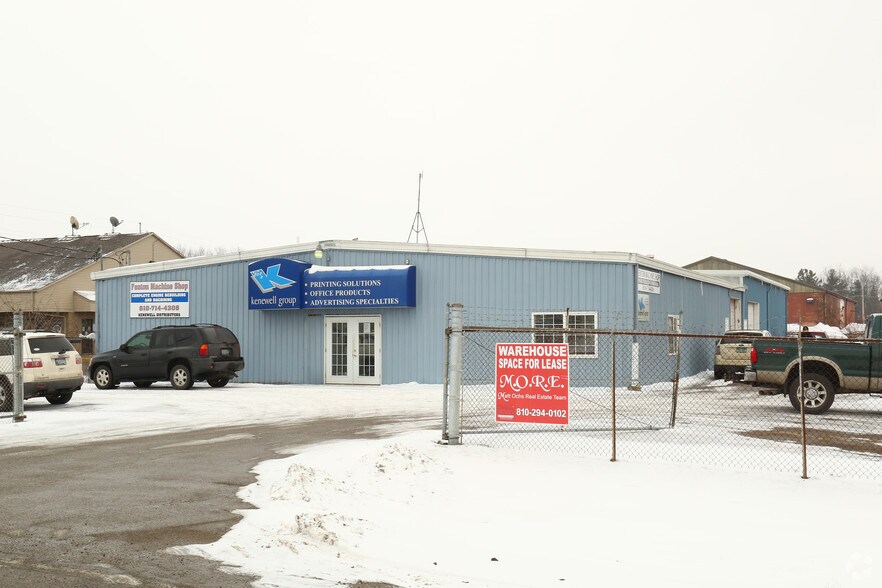 More Photos Of 3031 W Thompson Rd, Fenton Flex For Lease