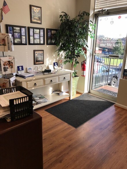 More Photos Of 9102 Industry Dr, Manassas Park Warehouse For Sale