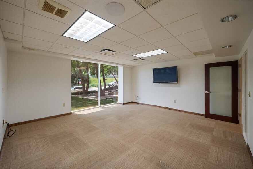 More Photos Of 600 E 8th St, Kansas City Apartments For Sale
