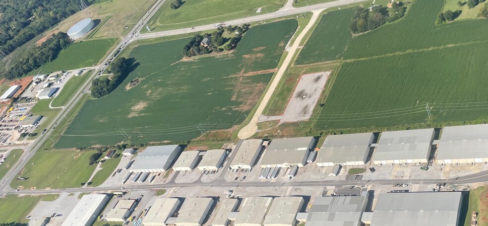 More Photos Of 3401 Highway 20, Decatur Unknown For Lease