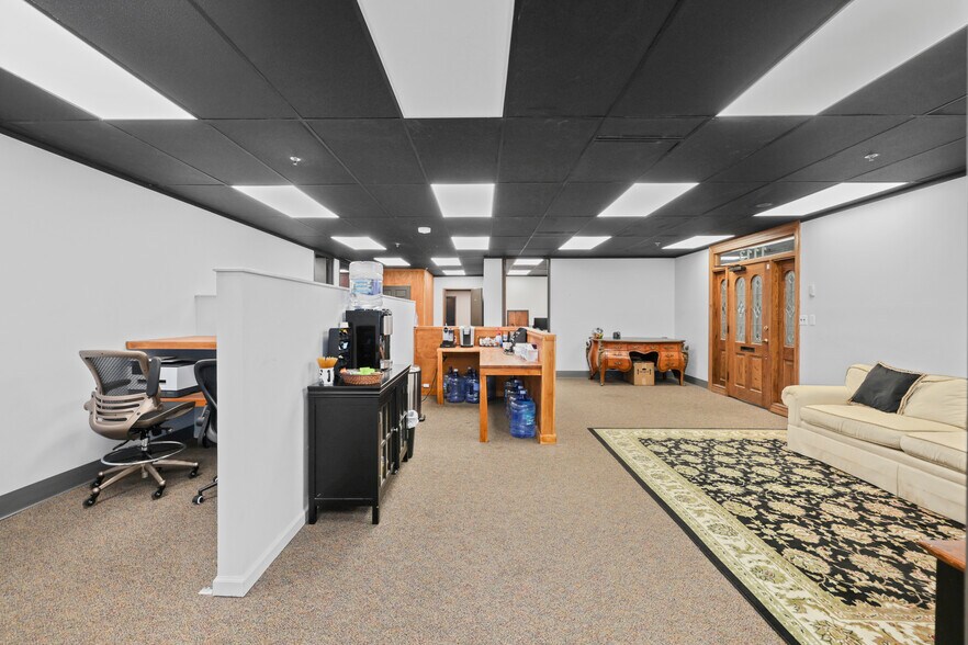 More Photos Of 233 E Bay St, Jacksonville Office For Sale