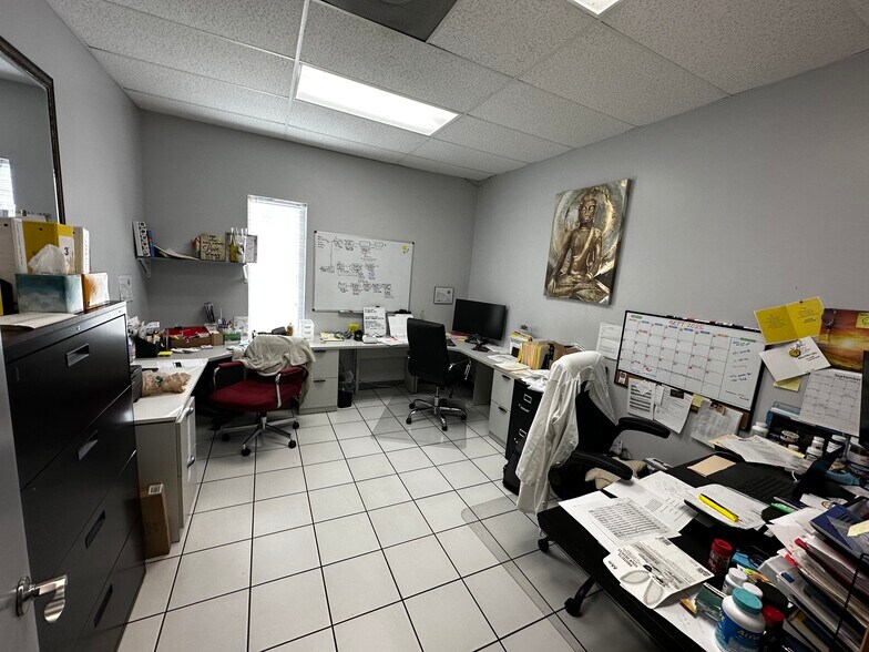 More Photos Of 6236 N 147th Ave, Clearwater Manufacturing For Lease