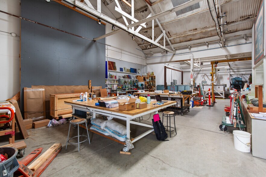 More Photos Of 2534 Magnolia St, Oakland Manufacturing For Sale
