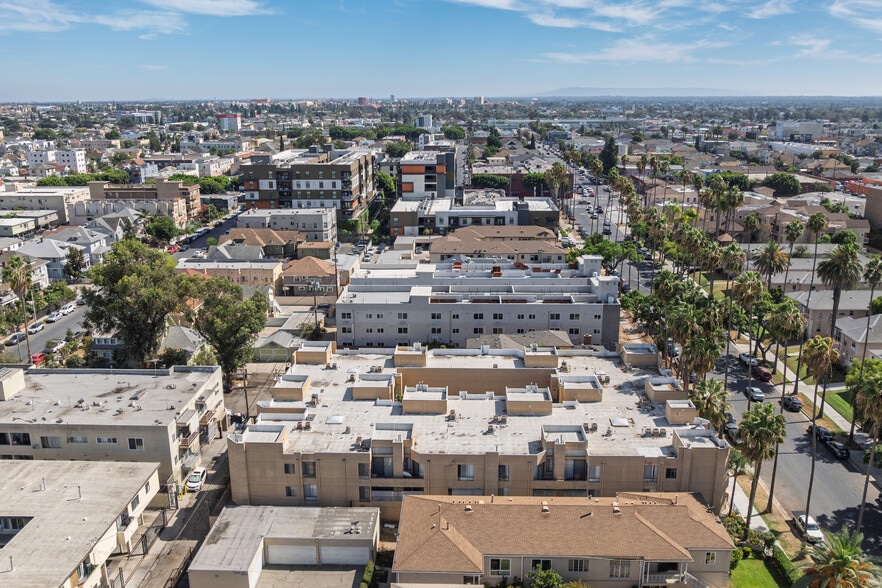 More Photos Of 1150 S Westmoreland Ave, Los Angeles Apartments For Sale