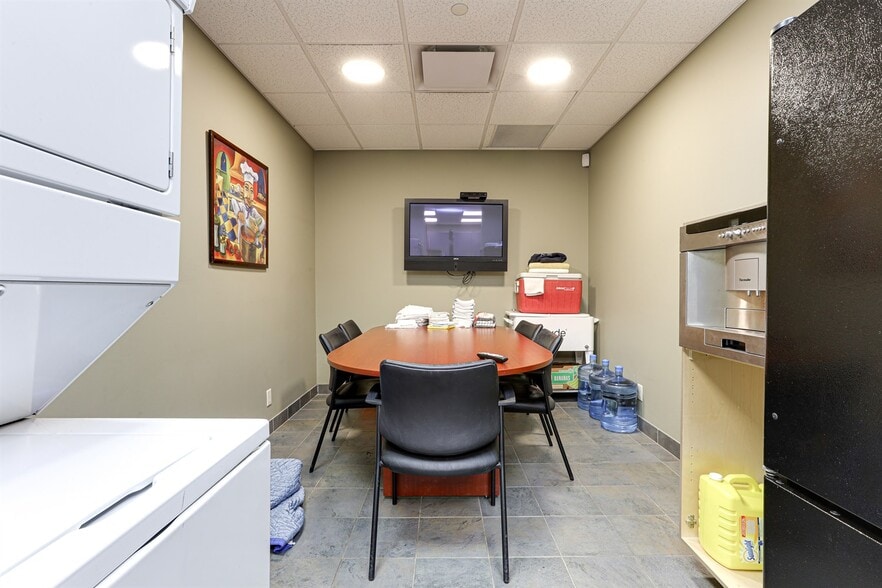 More Photos Of 2572 Davies Ave, Port Coquitlam Warehouse For Sale