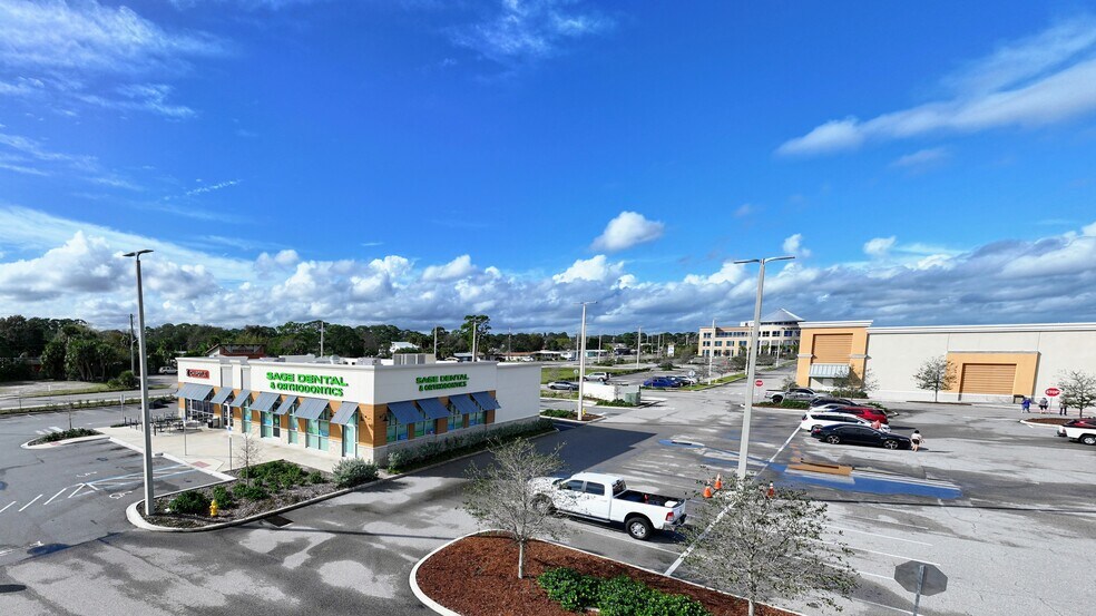 More Photos Of 2560 S Washington Ave, Titusville Restaurant For Sale