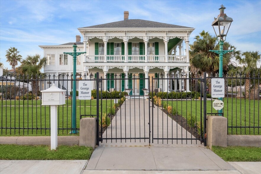 More Photos Of 1502 Market St, Galveston Hospitality For Sale