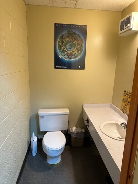 More Photos Of 1100 9th St S, Great Falls Storefront Retail Office For Lease