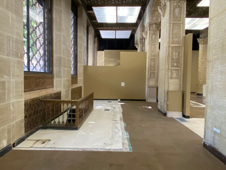 More Photos Of 855 S Hill St, Los Angeles Office For Lease