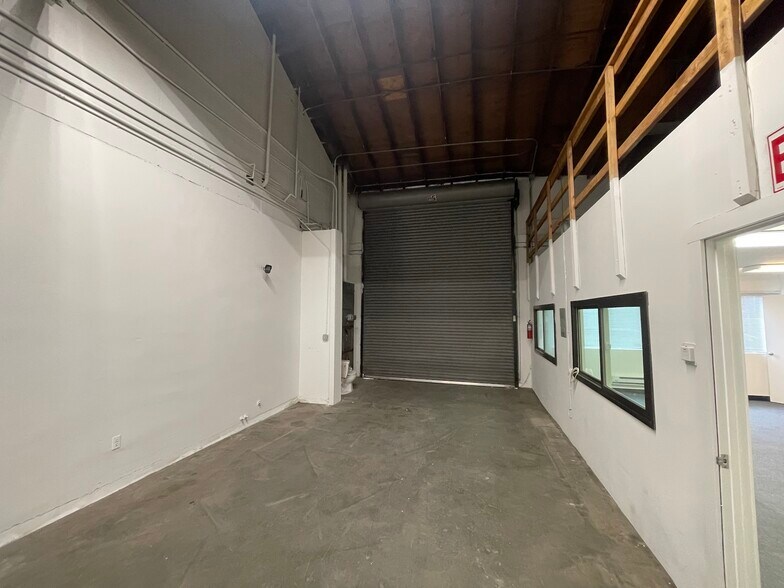 More Photos Of 2826 8th St, Berkeley Warehouse For Lease