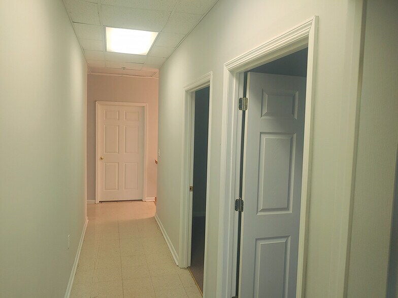 More Photos Of 26455 Newbanks Rd, Abingdon Distribution For Sale