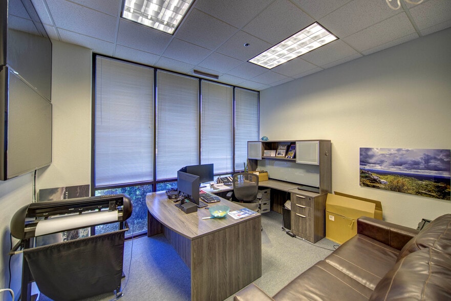 More Photos Of 1065 Marauder St, Chico Manufacturing For Lease