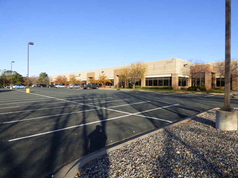 Primary Photo Of 6300 W Old Shakopee Rd, Bloomington Showroom For Lease