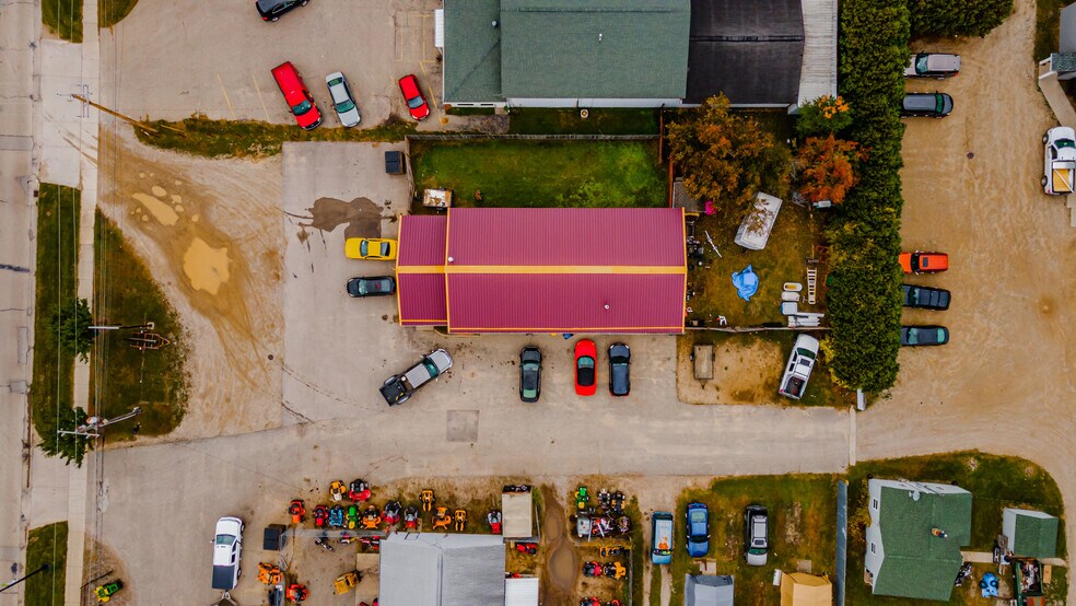 More Photos Of 5281 E Pickard St, Mount Pleasant Freestanding For Lease