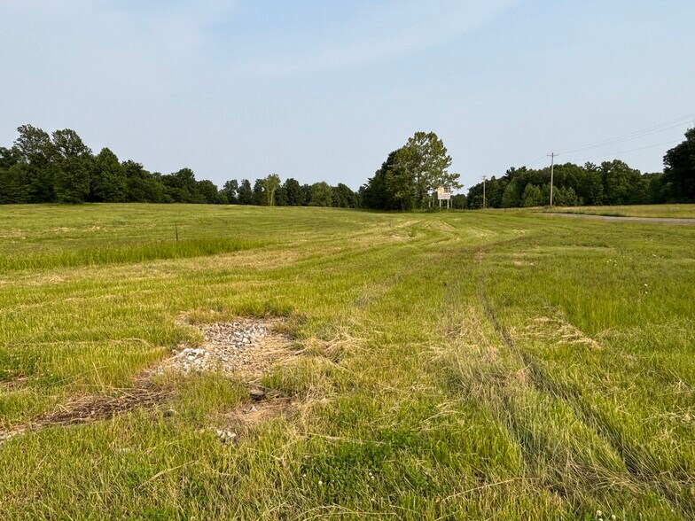 More Photos Of 9435 S State Road 243, Cloverdale Restaurant For Sale