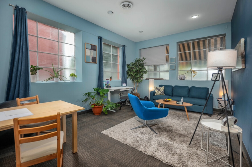 More Photos Of 1219 SE Lafayette St, Portland Loft Creative Space For Sale