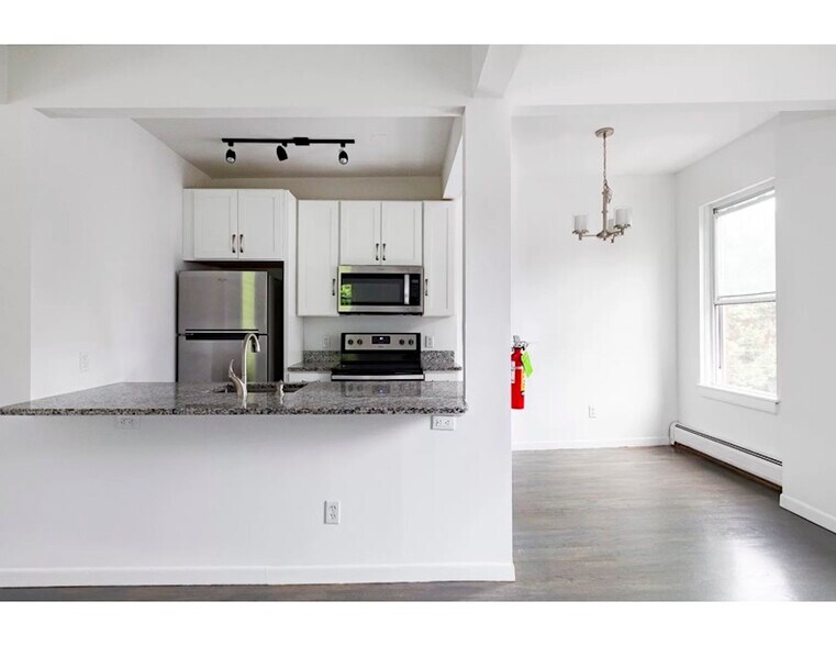 More Photos Of 140-144 Union St, Poughkeepsie Apartments For Sale