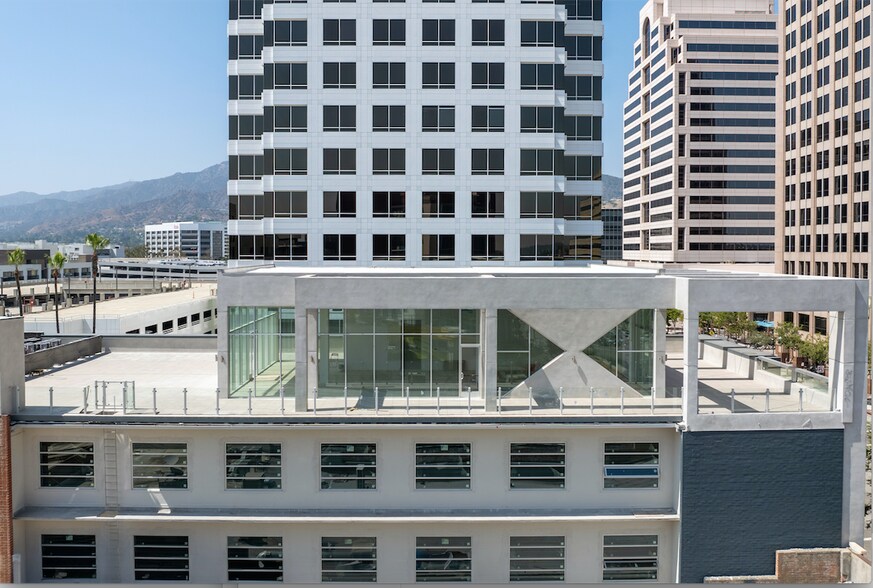 More Photos Of 431 N Brand Blvd, Glendale Office For Lease