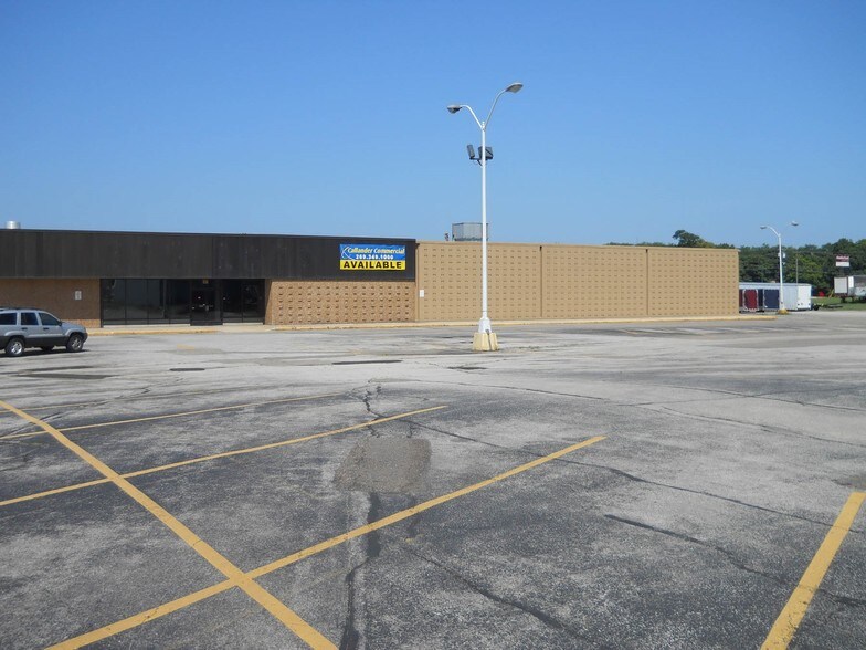 Primary Photo Of 1800 M-139, Benton Harbor Storefront For Lease