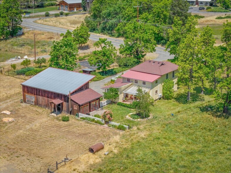 More Photos Of 44510 State 96 Hwy, Seiad Valley Land For Sale