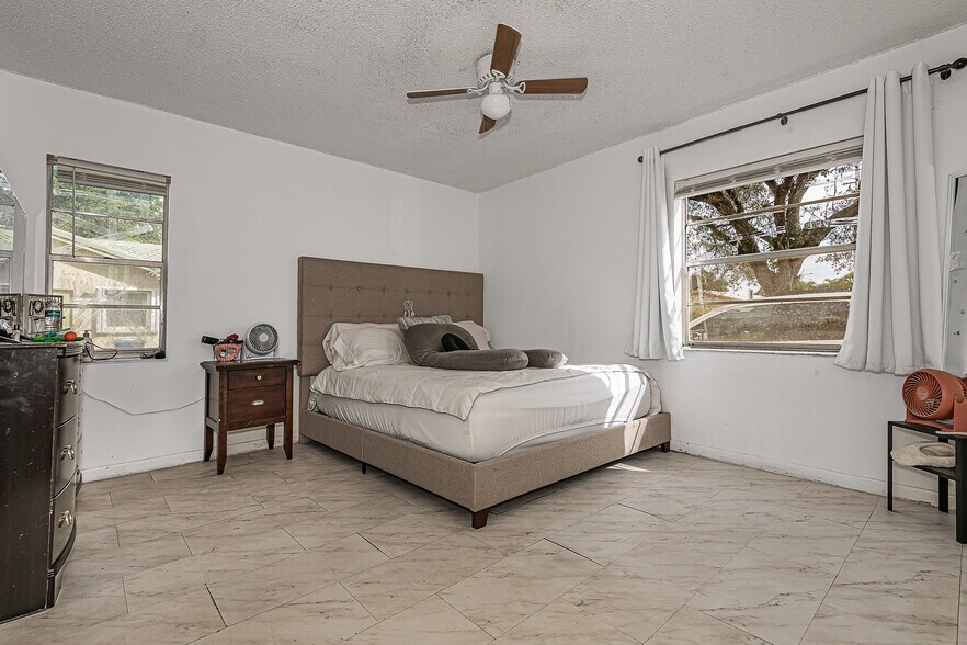 More Photos Of 3960 NW 110th Ave, Coral Springs Multifamily For Sale