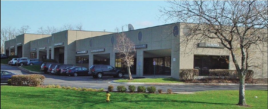 More Photos Of 14631-14651 W 95th St, Lenexa Light Distribution For Lease