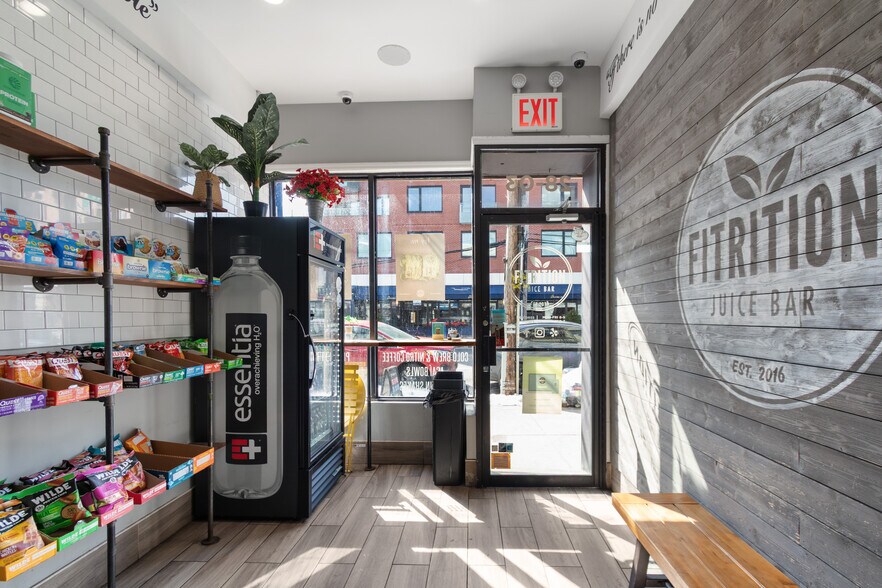 More Photos Of 28-03 Astoria Blvd, Long Island City Storefront Retail Office For Lease