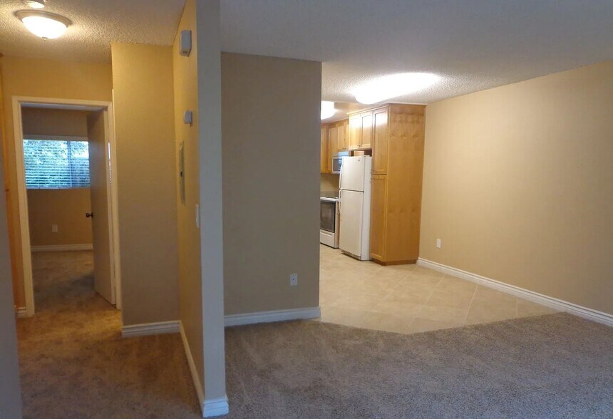 More Photos Of 4435 Estrella Ave, San Diego Apartments For Sale