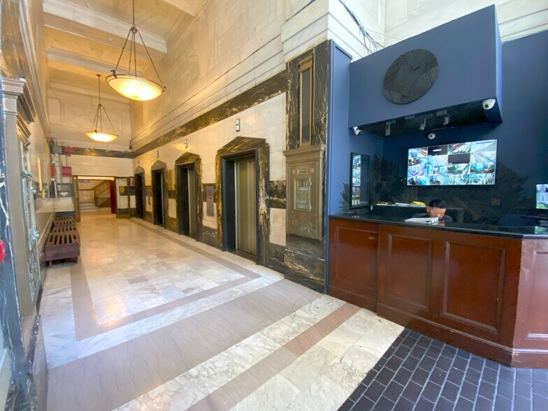 More Photos Of 453 S Spring St, Los Angeles Loft Creative Space For Lease