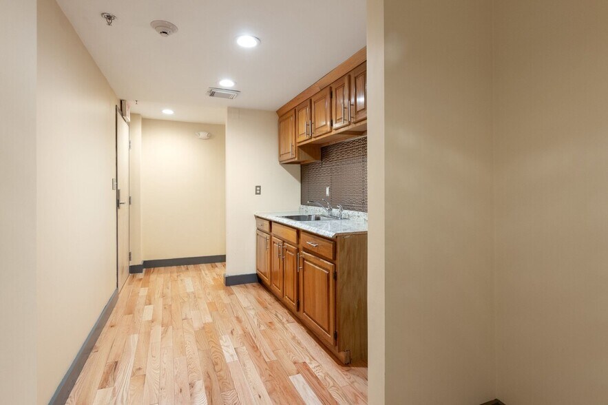 More Photos Of 18 Shepard St, Brighton Coworking Space