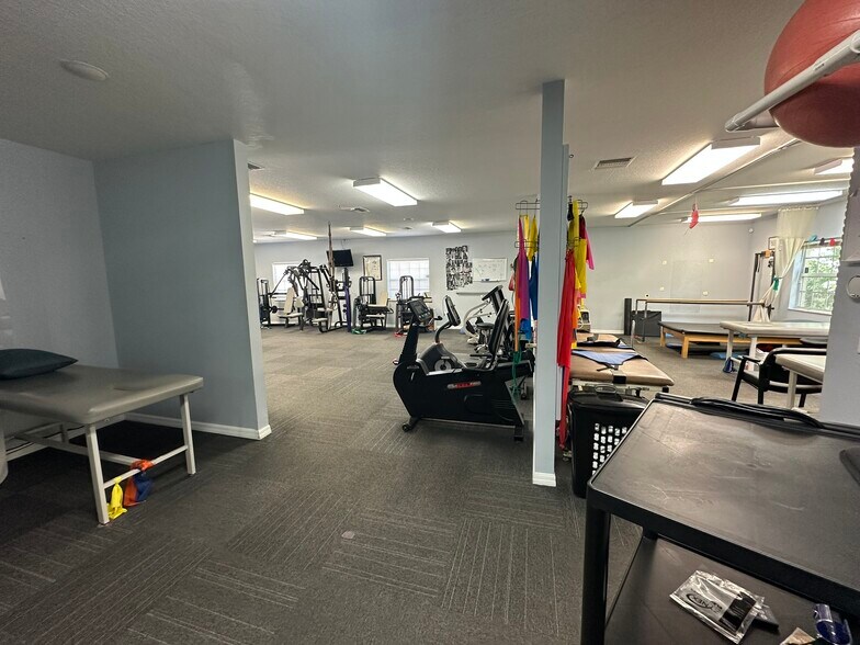 More Photos Of 10960 Sheldon Rd, Tampa Office For Sale