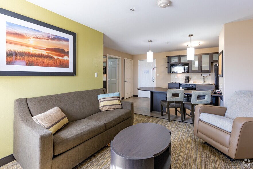 More Photos Of 808 61st St, Galveston Hotel For Sale