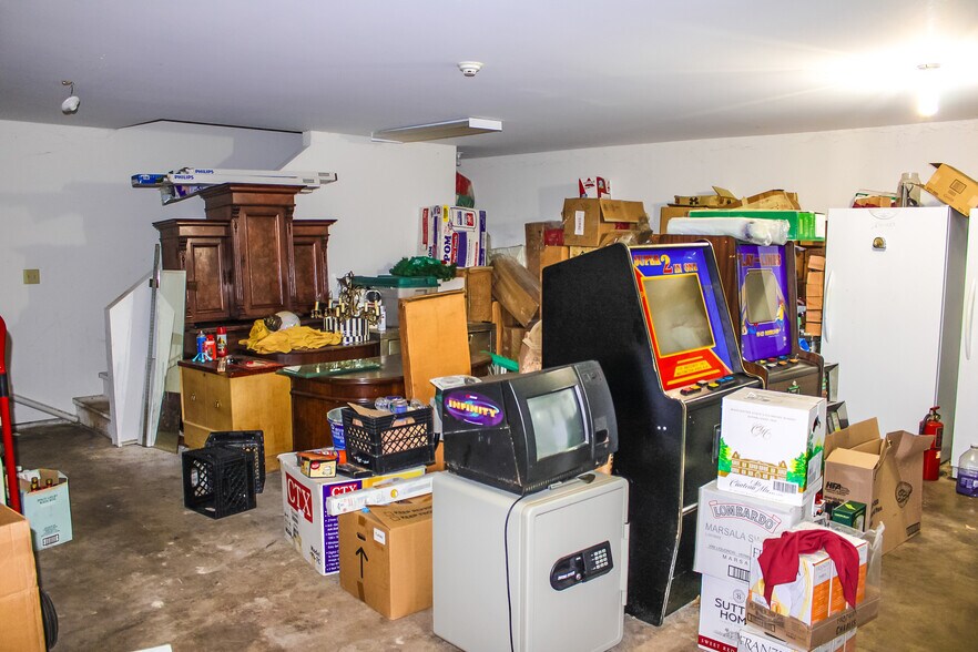 More Photos Of 69 Washington St, Fox Lake Restaurant For Sale