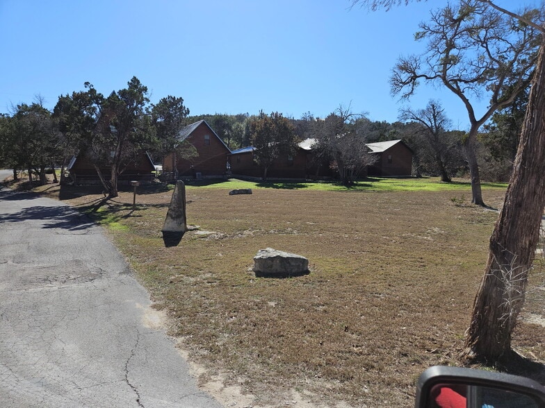 More Photos Of 40930 FM 3159, Canyon Lake Manufactured Housing Mobile Home Park For Sale