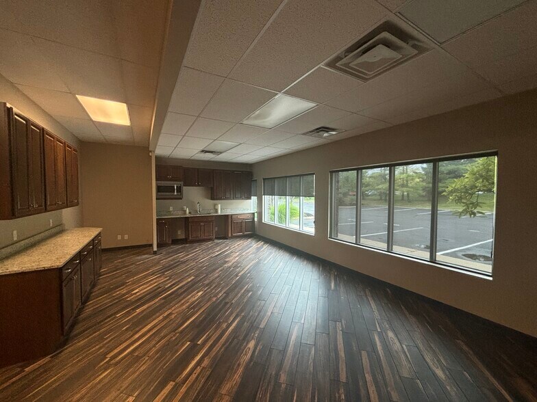 More Photos Of 1700 Lyons Rd, Washington Township Medical For Lease