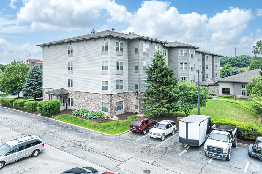 More Photos Of 1630 Olmsted Dr, Portage Hotel For Sale