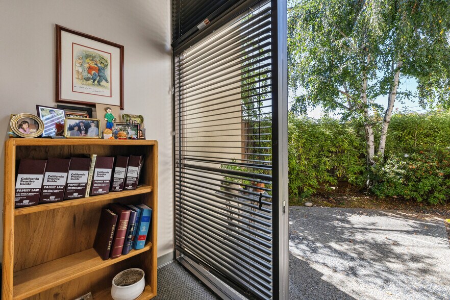 More Photos Of 550 Price Ave, Redwood City Office For Sale