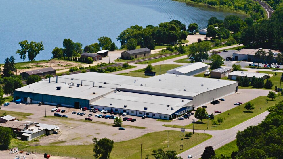Primary Photo Of 2001 S Highway 61, Lake City Manufacturing For Sale