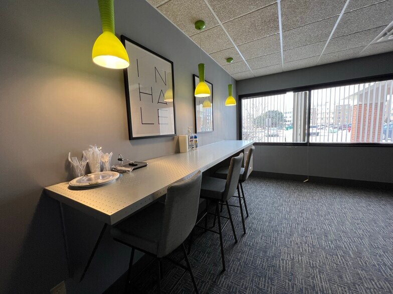 More Photos Of 14 Tri Park Way, Appleton Office For Sale