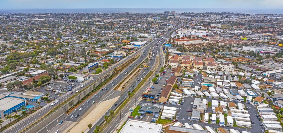 More Photos Of 2013 Newport Blvd, Costa Mesa Storefront For Sale