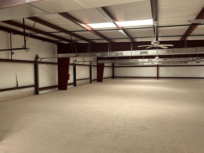 More Photos Of 4388 Sudderth Rd, Buford Warehouse For Sale