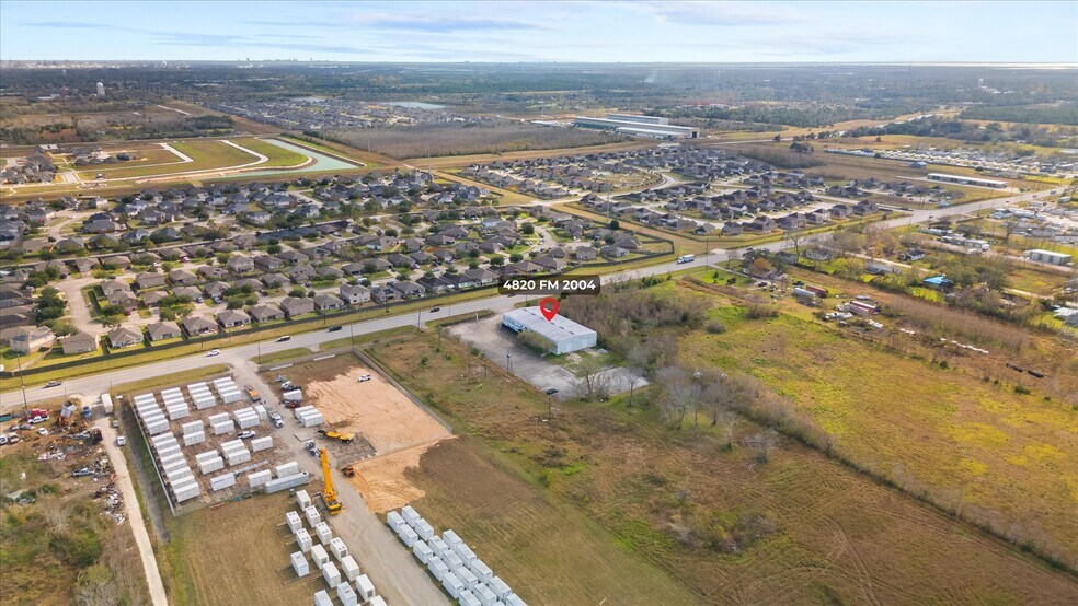 More Photos Of 4820 FM 2004 Rd, Hitchcock Warehouse For Sale