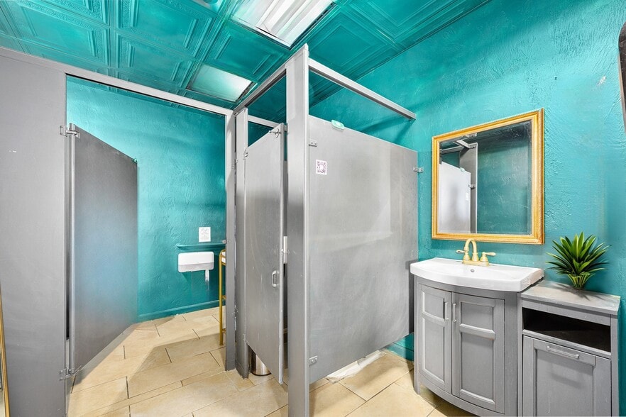 More Photos Of 790 S Atlantic Ave, Ormond Beach Restaurant For Sale