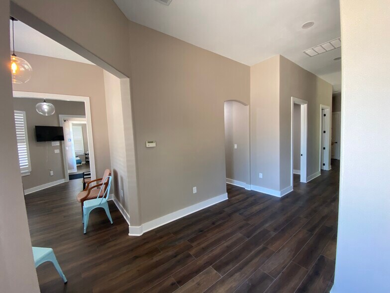 More Photos Of 144 Old Town Blvd N, Argyle Office For Lease