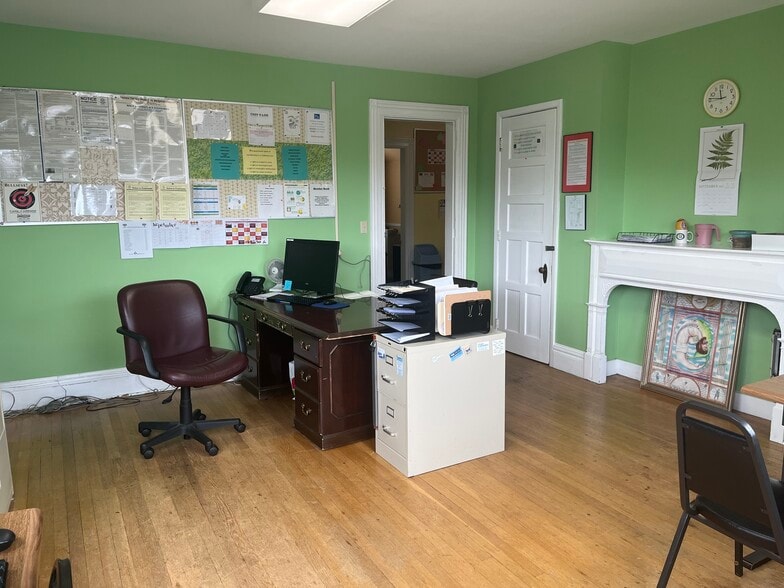 More Photos Of 880 Fairfield Ave, Bridgeport Office Residential For Sale