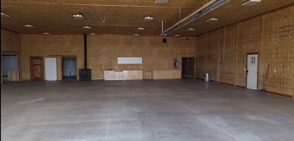 More Photos Of 2810 McCornick rd, Delta Industrial For Lease