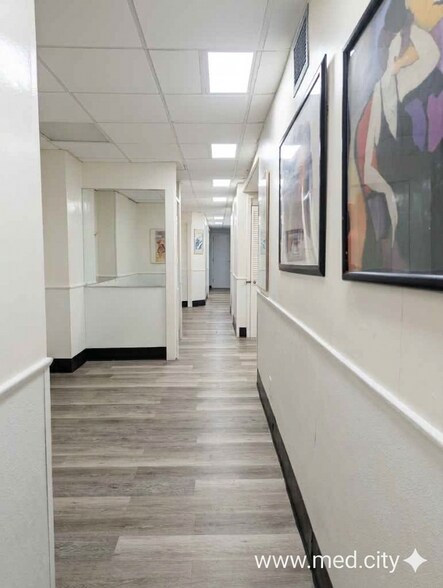 More Photos Of 1010 5th Ave, New York Healthcare For Sale